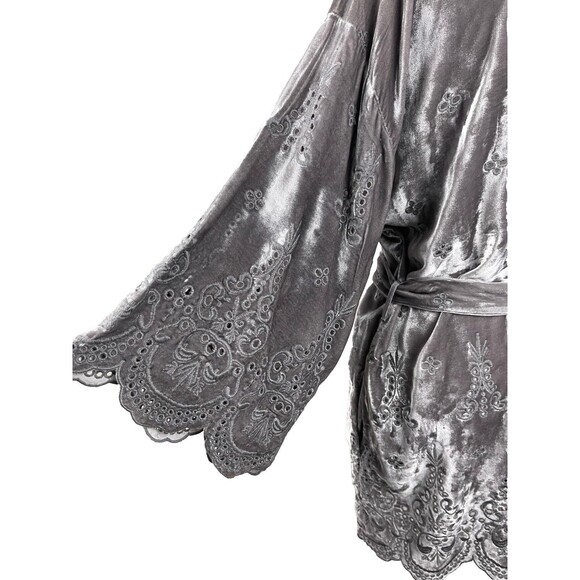 Johnny Was Jade Axel Velvet Silk Eyelet Kimono XS Whimsigoth Vintage Inspired - Picture 6 of 16